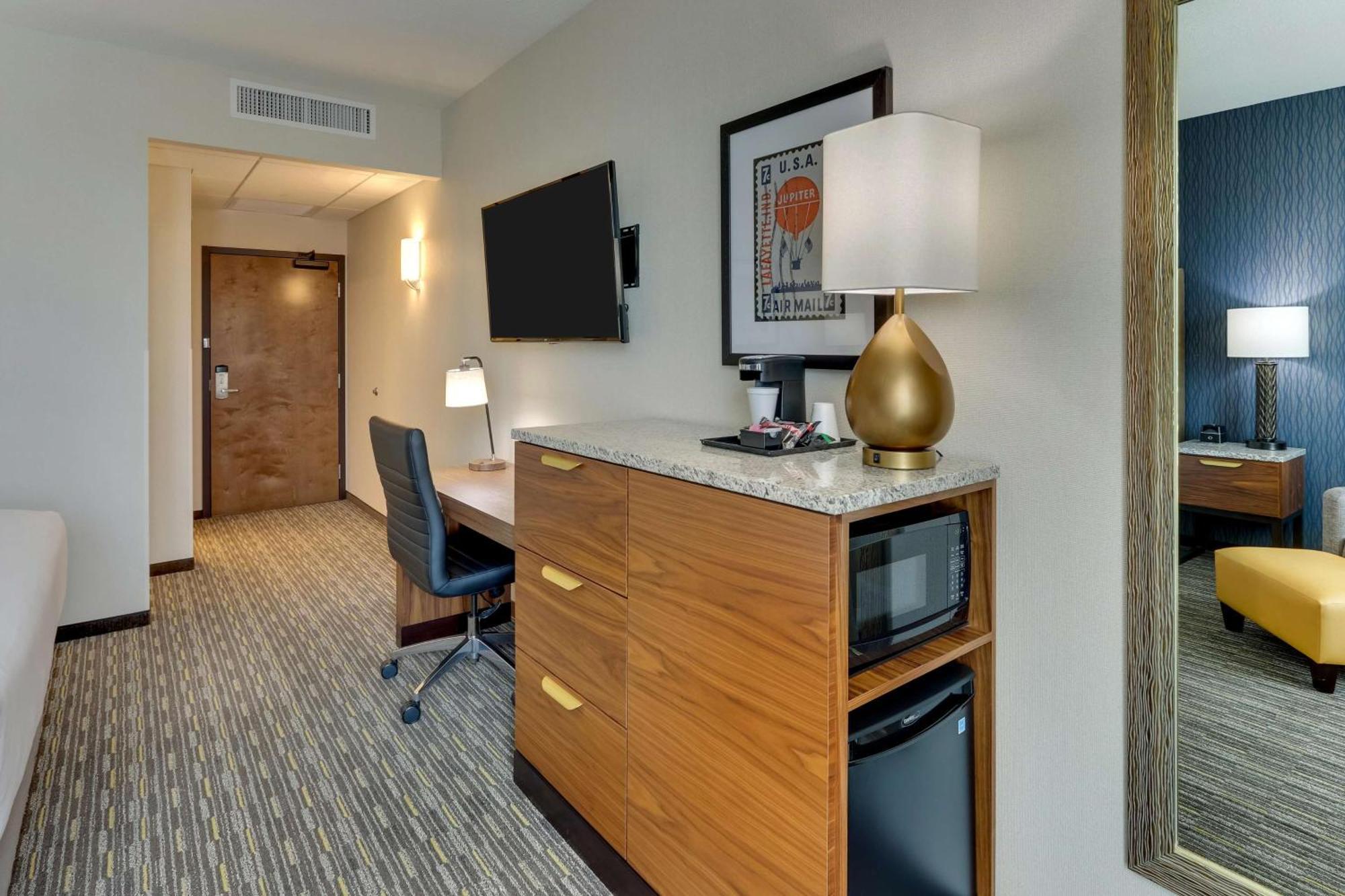 Drury Inn & Suites Lafayette In ภายนอก รูปภาพ