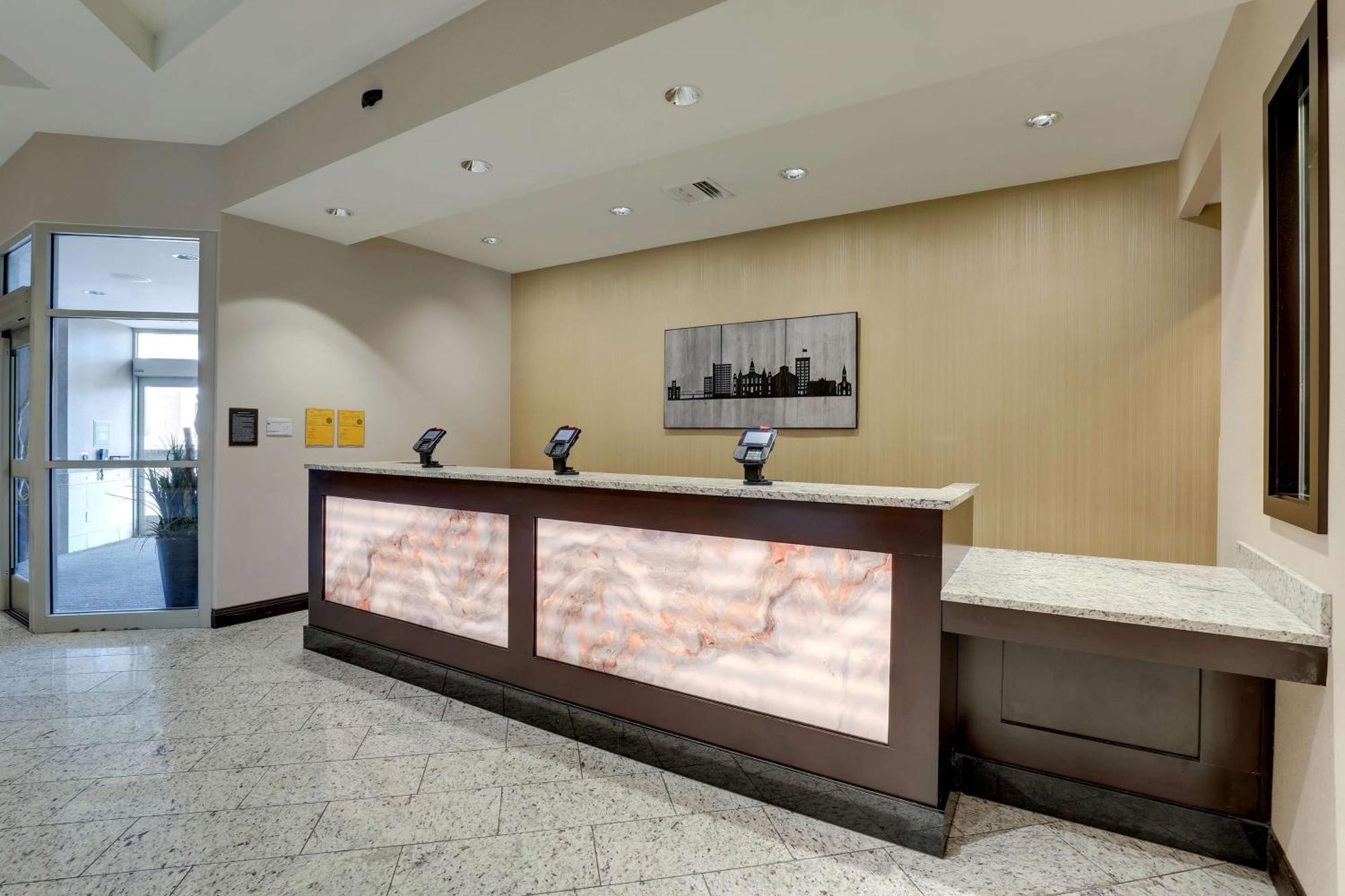 Drury Inn & Suites Lafayette In ภายนอก รูปภาพ