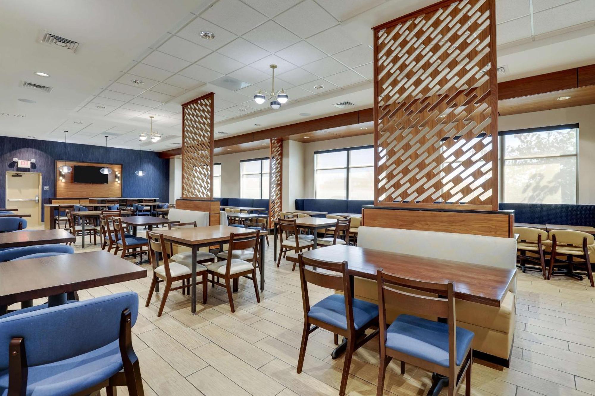 Drury Inn & Suites Lafayette In ภายนอก รูปภาพ