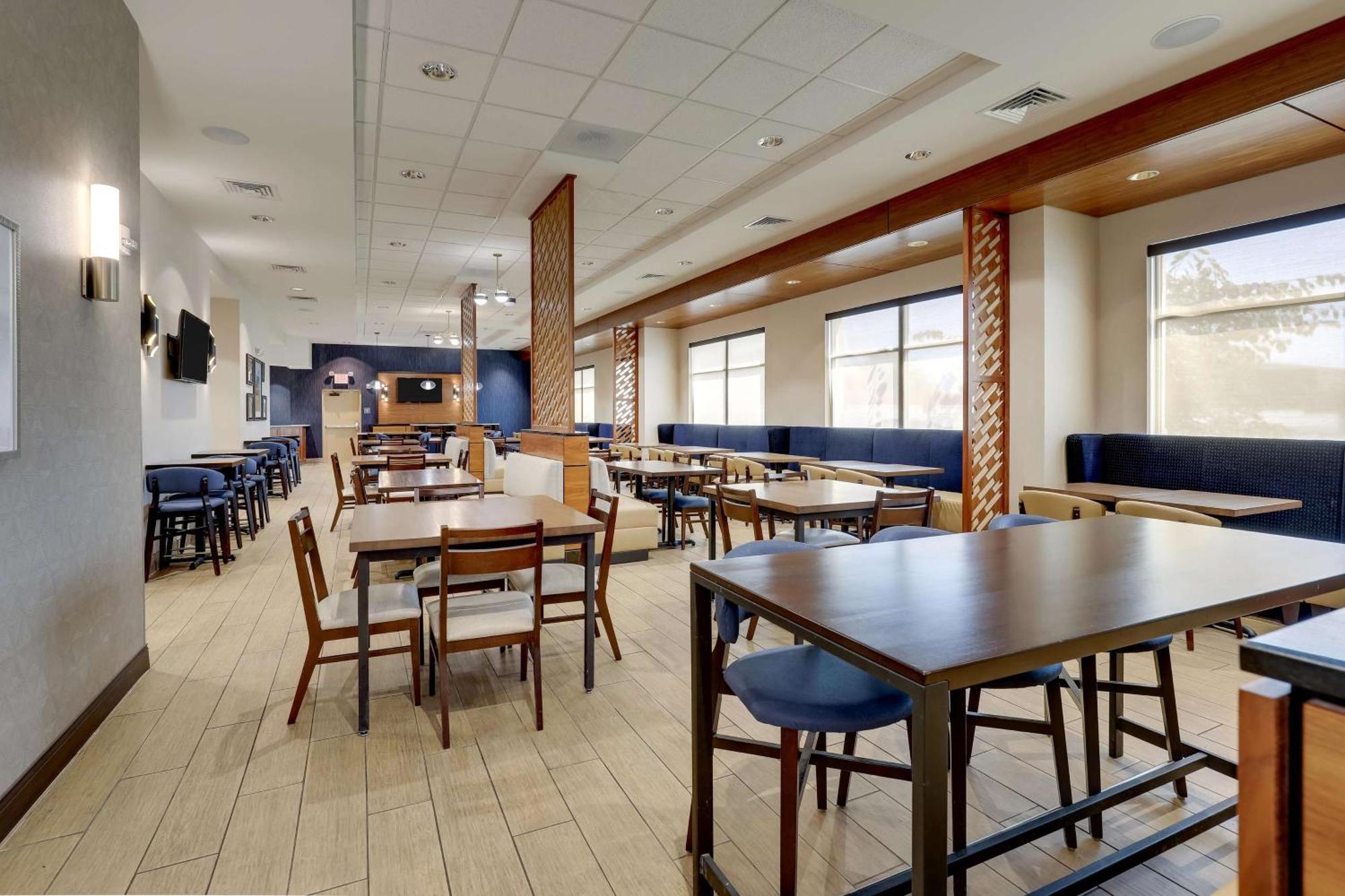 Drury Inn & Suites Lafayette In ภายนอก รูปภาพ